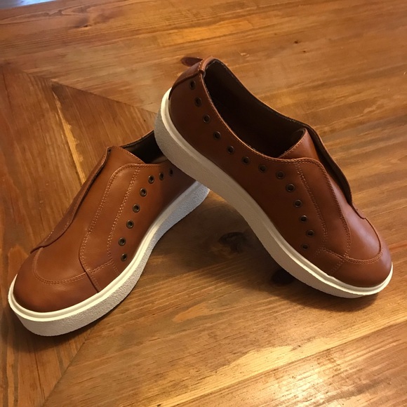 Matisse Platform Sneakers - Picture 2 of 4